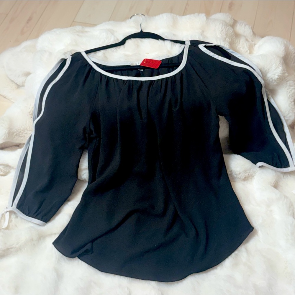 Beautiful Spence Blouse - Black with white trim.  Cut out sleeves. Size S